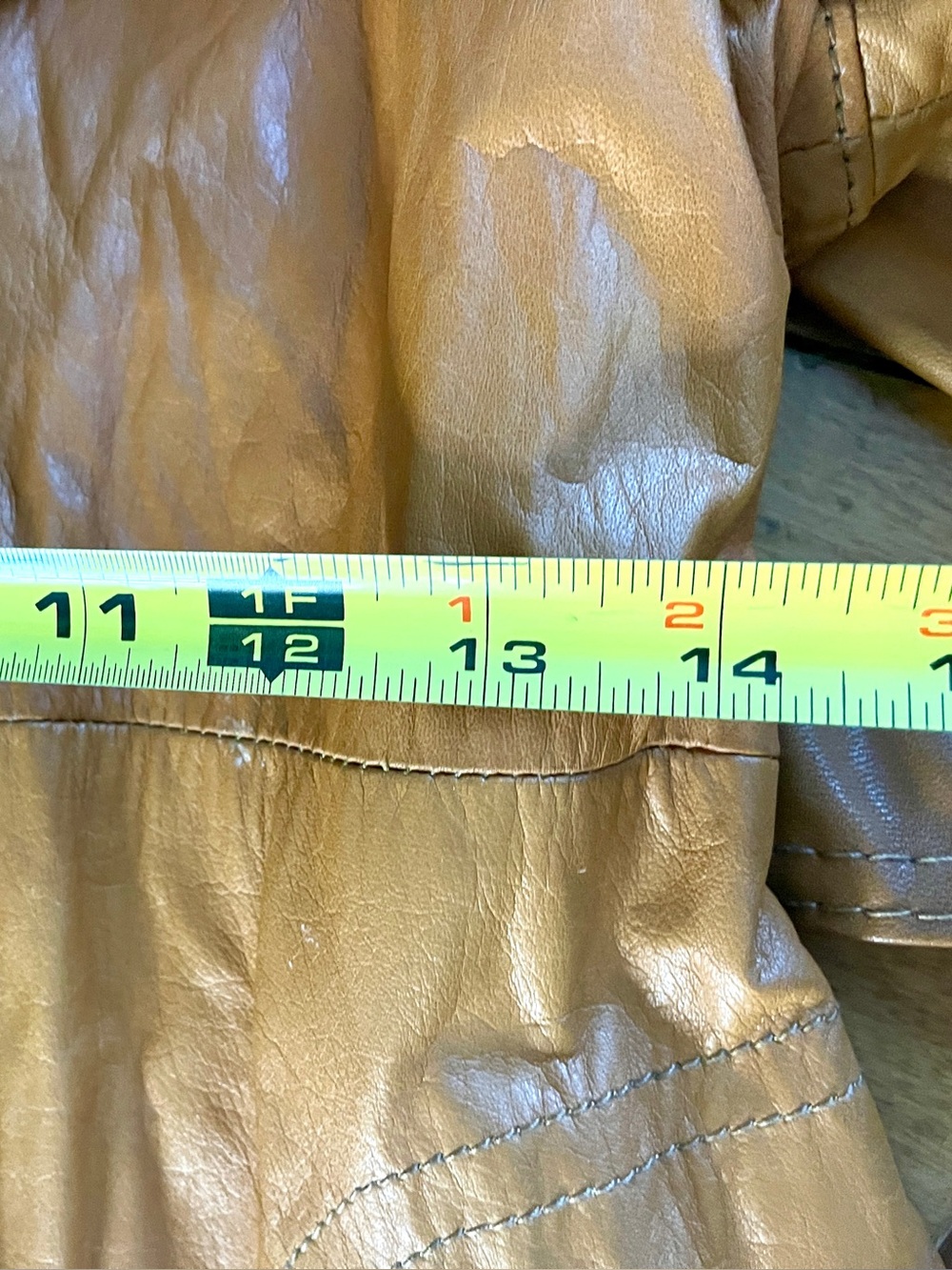 Vintage SAKS 5th Ave LEATHER Women's JACKET Coat Size 12 Fur Tailored Belted - Picture 14 of 16
